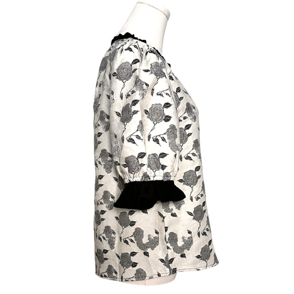 Voy NWT Black White Jacquard Rose Print Puff Sleeve Blouse Small Romantic - Picture 3 of 9
